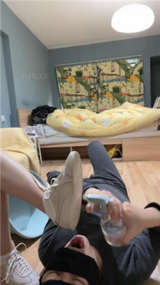 图片[9]_【黑泽兮】刷鞋匠实录-清理超脏小白鞋棉袜_HD绳艺资源