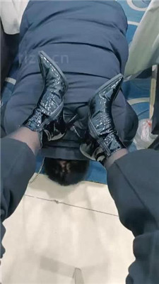 图片[19]_【乐爷】美容院三技师姐妹玩虐老板狗_HD绳艺资源