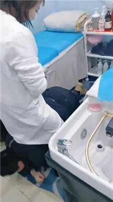 图片[6]_【乐爷】美容院三技师姐妹玩虐老板狗_HD绳艺资源