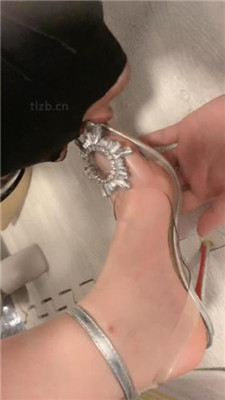 图片[7]_【DSisley】车模S-高跟凉鞋美腿诱惑狗_HD绳艺资源