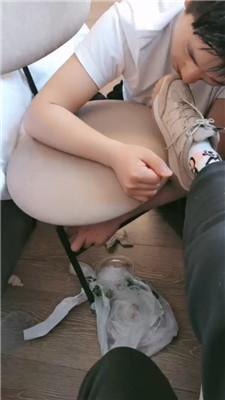 图片[8]_【梦熙】脏运动鞋白袜-训诫不发工资的老板【下】_HD绳艺资源