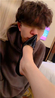 图片[5]_【不知名美女】绿帽男友-丝袜塞嘴疯狂发骚_HD绳艺资源