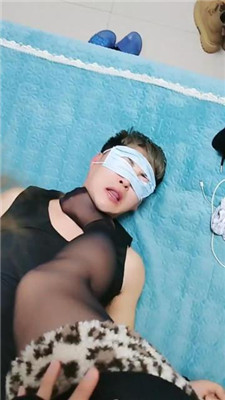 图片[13]_【悦悦大大】跑步后超臭白袜狂舔狂吸/袜子塞嘴踩踏_HD绳艺资源