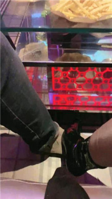 图片[2]_【冰诺】KTV-开发男客户做我的狗【上】_HD绳艺资源