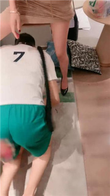 图片[15]_【颜西西】双S-揪耳朵/鞋插嘴/高跟踩狗爪/玩狗舌【双视角版】_HD绳艺资源