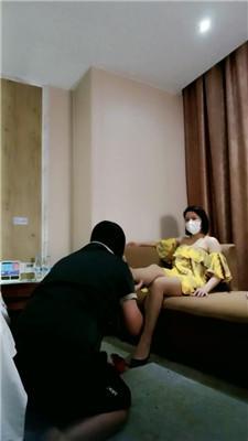 【芒果S】肉丝脚除臭器/踩踏/掐乳【完整版】JS240710-4_HD绳艺资源