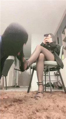 图片[4]_【甜一】居高临下-高跟凉鞋黑丝诱惑调/坐脸窒息_HD绳艺资源