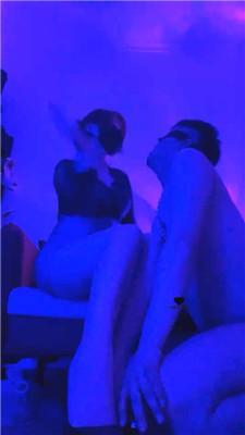 【甜心教主】肉丝脚狂舔/坐脸窒息/虐乳 bf43195_HD绳艺资源