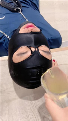 图片[14]_【曼伊】模特S-居高临下视角-清理小白鞋/圣水泡棉袜_HD绳艺资源