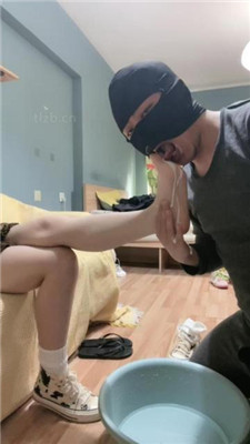 图片[6]_【黑泽兮】狗舌头清理高帮鞋白棉袜【完整版】_HD绳艺资源