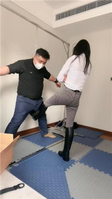 【爱丽丝】皮靴除臭-开发安装师傅当马奴_HD绳艺资源