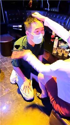 【桃桃樱】KTV处刑-抽耳光/滴蜡/骑狗脖踩狗爪【双视角版】 bf43030_HD绳艺资源