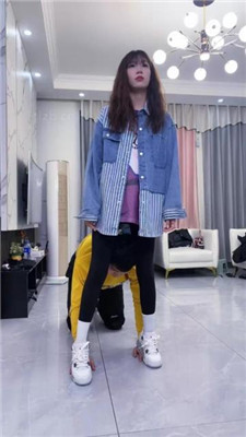 图片[19]_【麋鹿银儿】双S-素人网红-运动鞋踩踏/掐脖手捂窒息/耳光转胯_HD绳艺资源