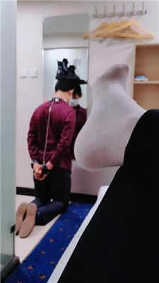 图片[12]_【伯爵】挑战家奴-磕头/踩抓/叼鞋/罚跪_HD绳艺资源