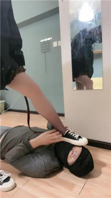 图片[16]_【黑泽兮】狗舌头清理高帮鞋白棉袜【完整版】_HD绳艺资源