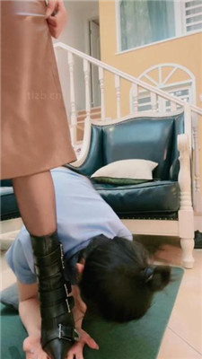 图片[5]_【爱神】母畜-跪舔高跟短靴/打手心/吐口水强迫舔/闻鞋窝/脚插嘴_HD绳艺资源