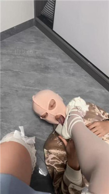 图片[5]_【樱木花道】开发女高中生-粗跟鞋白丝全体重踩/脚窒息/嘴洗袜子_HD绳艺资源