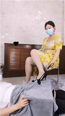 【桃桃樱】高跟肉丝脚踩/骑马sp【双视角版】 bf42811_HD绳艺资源