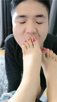 图片[10]_【洛欢】臭脚碾压狗头/裸足恋足狂舔_HD绳艺资源