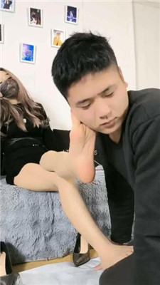 【洛欢】臭脚碾压狗头/裸足恋足狂舔_HD绳艺资源