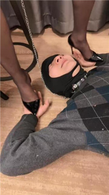 图片[14]_【凯瑟琳】皮带训练/高跟碾压踩/夹狗舌/黑丝诱惑舔_HD绳艺资源