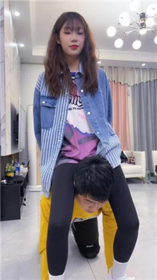 图片[18]_【麋鹿银儿】双S-素人网红-运动鞋踩踏/掐脖手捂窒息/耳光转胯_HD绳艺资源