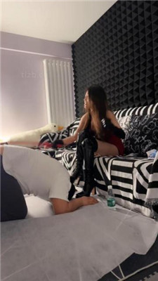 【Adream】御姐S长靴鞭调-抽打/坐垫虐乳/浓痰喂_HD绳艺资源