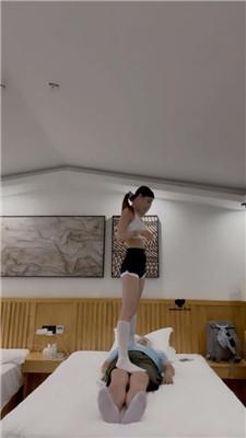 图片[12]_【领主老大】白丝全体重踩踏/坐脸窒息 bf42770_HD绳艺资源