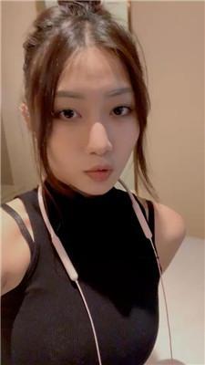 【LL77】清理小白鞋棉袜/踩踏/舔马桶喝圣水【完整版】 bf43014_HD绳艺资源