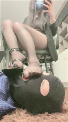 图片[22]_【甜一】居高临下-高跟凉鞋黑丝诱惑调/坐脸窒息_HD绳艺资源