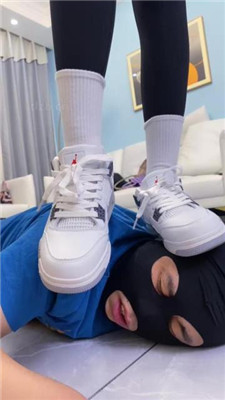 图片[22]_【麋鹿银儿】双S-素人网红-运动鞋踩踏/掐脖手捂窒息/耳光转胯_HD绳艺资源