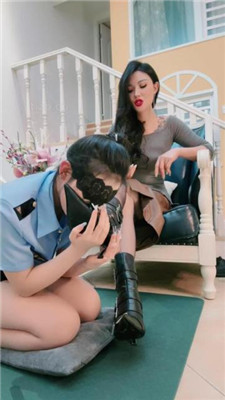 图片[4]_【爱神】母畜-跪舔高跟短靴/打手心/吐口水强迫舔/闻鞋窝/脚插嘴_HD绳艺资源