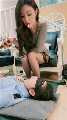 图片[19]_【爱神】母畜-跪舔高跟短靴/打手心/吐口水强迫舔/闻鞋窝/脚插嘴_HD绳艺资源