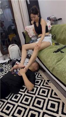 【jenn】情侣主-和男友逛街回家虐绿帽【续集】 bf43390_HD绳艺资源