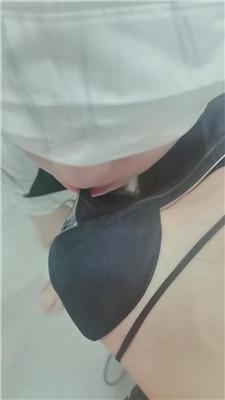 【璃茉老师】母畜-高跟鞋根+胡萝卜插嘴 JS240807-11_HD绳艺资源