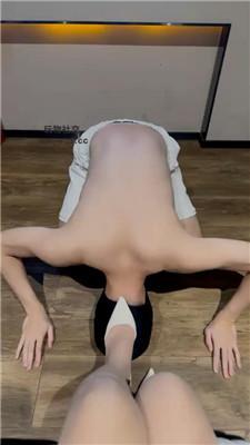 【狗哥】足浴店开发技师-舔脏高跟/转胯狗爬 bf43561_HD绳艺资源