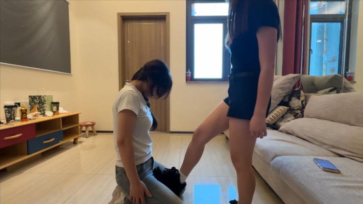 图片[3]_【208宿舍】女m系列：室内羞辱母狗踢裆踩狗脸 YC-240726-6_HD绳艺资源