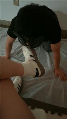 【林兮】清理脏脏鞋底/小白鞋白袜虐/品尝裸足 JS240808-45_HD绳艺资源