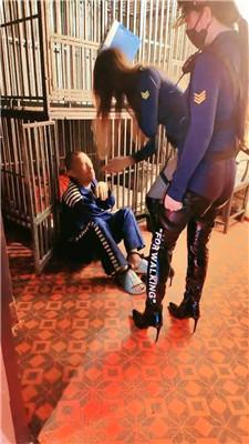 【圈养基地】双S-高仿真实铁窗生活 JS240809-1_HD绳艺资源