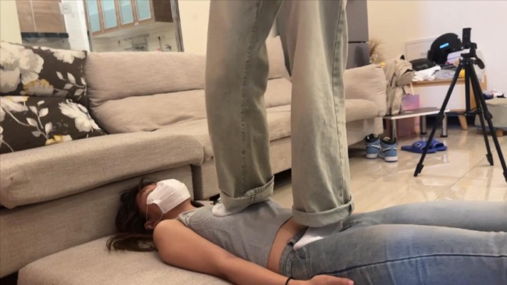 图片[3]_【208少女宿舍】女m系列：素人脏鞋脏袜全体重踩踏女m YC-240809-3_HD绳艺资源