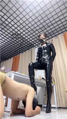 【喵主】转胯狗爬/训练/虐乳/踩踏喂食 bf43978_HD绳艺资源