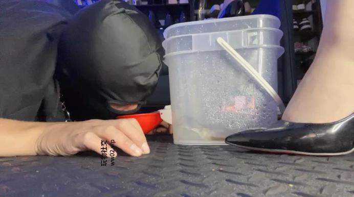 【甜心教主】跪舔脏高跟/香水控制/迷恋肉丝jio/赏赐圣水 bf46203_HD绳艺资源