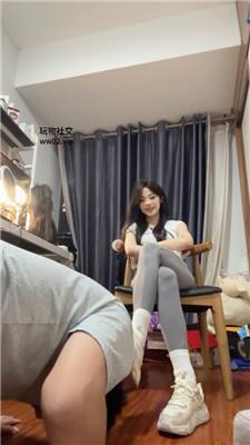 【不知名】脏鞋白袜踩虐/掐乳/转胯狗爬/艺术闻鞋 bf49903_HD绳艺资源