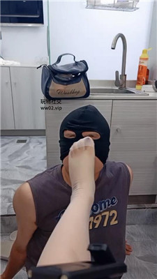 【苏苏不苏】白丝玉足深喉狂舔 JS241107-17_HD绳艺资源