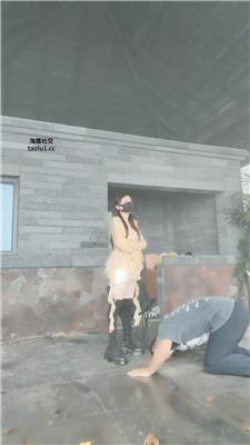 【伊晨】推荐-双S-雨天户外遛狗犬化 bf47097_HD绳艺资源