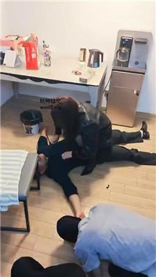 【兰州苏苏】舔大盆圣水/舔脏鞋黑丝/强迫训练/踩踏踢裆【双视角】bf47214_HD绳艺资源