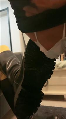 【绯闻王妃】舔脏鞋底超臭白袜/高跟碾压踩/藤条狠抽 bf47449_HD绳艺资源