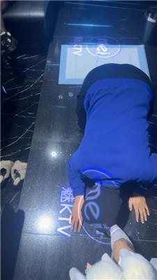 【桃欣】KTV-双S-脏鞋臭袜踩踏喂食/艺术圣水 bf47432_HD绳艺资源