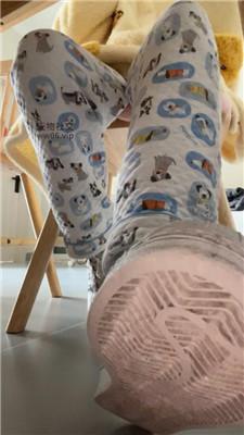 【潇潇大人】无意识-桌底视角-踩踏食物 JS241128-53_HD绳艺资源