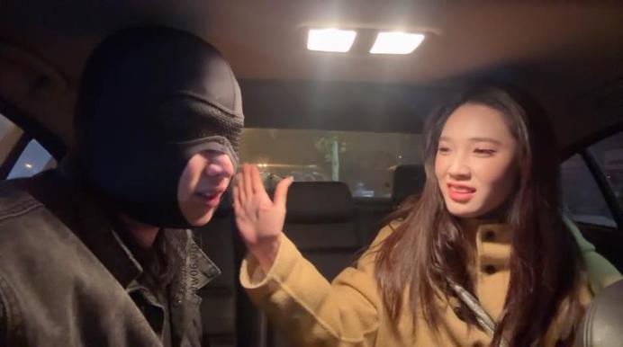 【素人挖掘机】车内耳光/揪耳朵/舔脏鞋棉袜 JS241209-15_HD绳艺资源